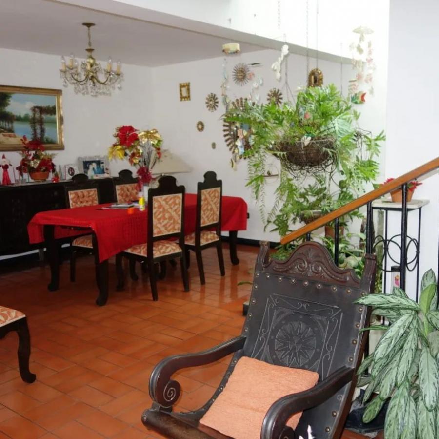 Foto Casa en Venta en Caracas, Distrito Federal - U$D 150.000 - CAV177873 - BienesOnLine