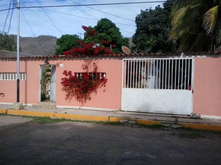Foto Casa en Venta en ayacucho, Cuman, Sucre - U$D 9.500 - CAV77586 - BienesOnLine