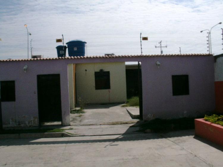 Foto Casa en Venta en Los Guayos, Los Guayos, Carabobo - BsF 2.520.000 - CAV59555 - BienesOnLine