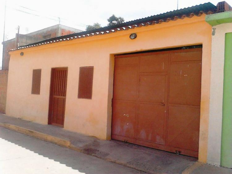 Foto Casa en Venta en Los Guayos, Los Guayos, Carabobo - BsF 3.700.000 - CAV66639 - BienesOnLine
