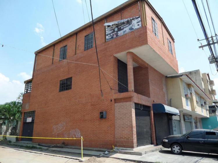 Foto Edificio en Venta en Maracay, Aragua - BsF 555.000.000 - EDV70143 - BienesOnLine