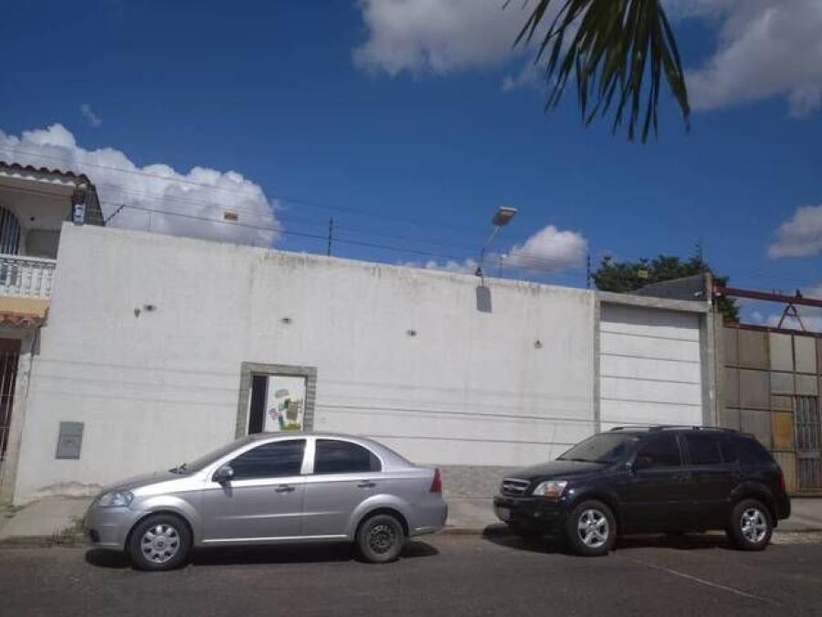 Foto Galpon en Venta en LOS CAOBOS, LOS CAOBOS, Carabobo - U$D 125.000 - GAV185524 - BienesOnLine