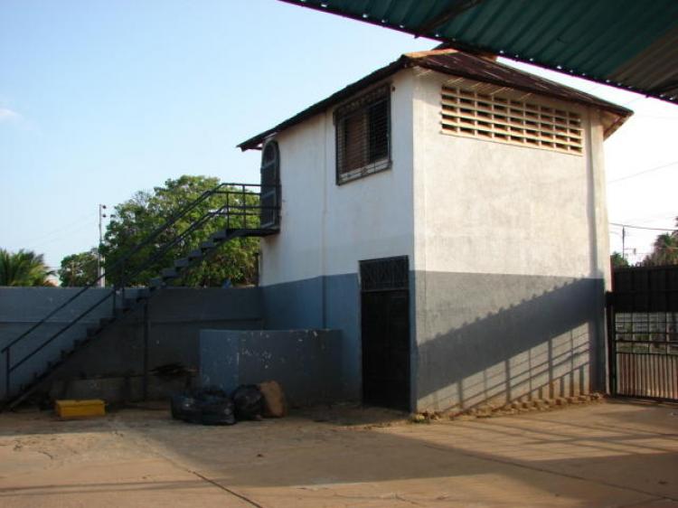 Home in Metric Way