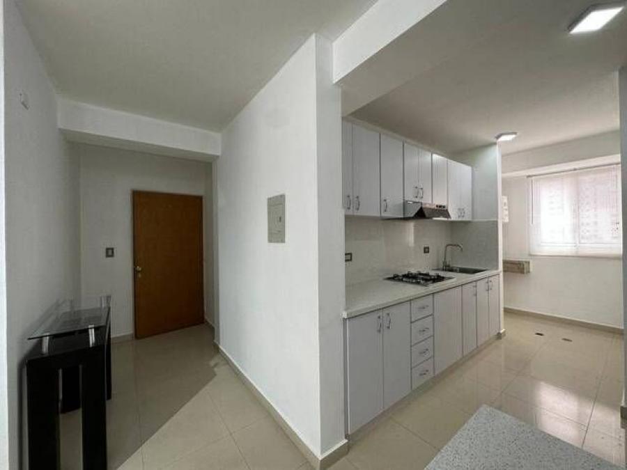 Foto Apartamento en Venta en LOS MANGOS, Valencia, Carabobo - U$D 55 - APV223441 - BienesOnLine