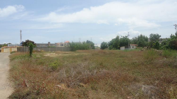 Foto Terreno en Venta en cabimas, Cabimas, Zulia - TEV82324 - BienesOnLine