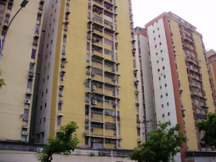 Foto Apartamento en Venta en Maracay, Aragua - BsF 2.500.000 - APV48055 - BienesOnLine