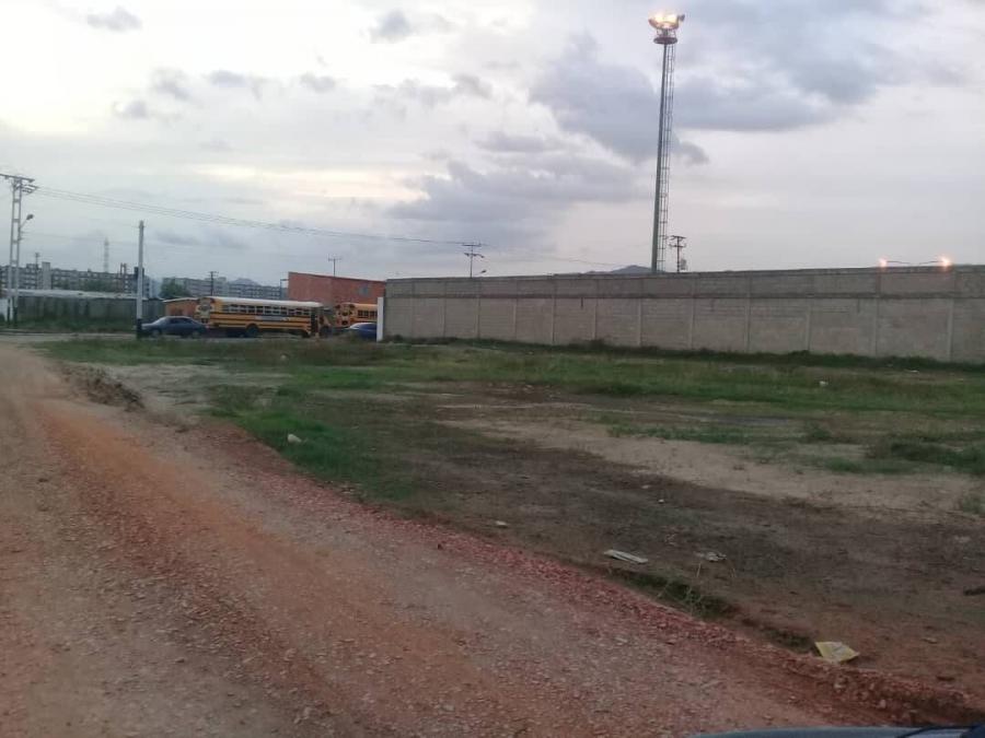 Foto Terreno en Venta en Los Guayos, Carabobo - U$D 90.000 - TEV202742 - BienesOnLine