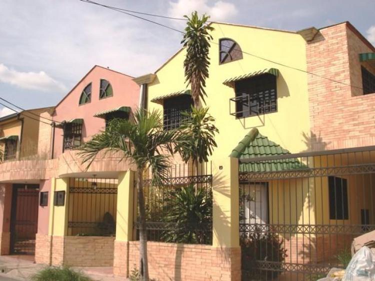 Foto Casa en Venta en Maracay, Aragua - BsF 950.000 - CAV24555 - BienesOnLine