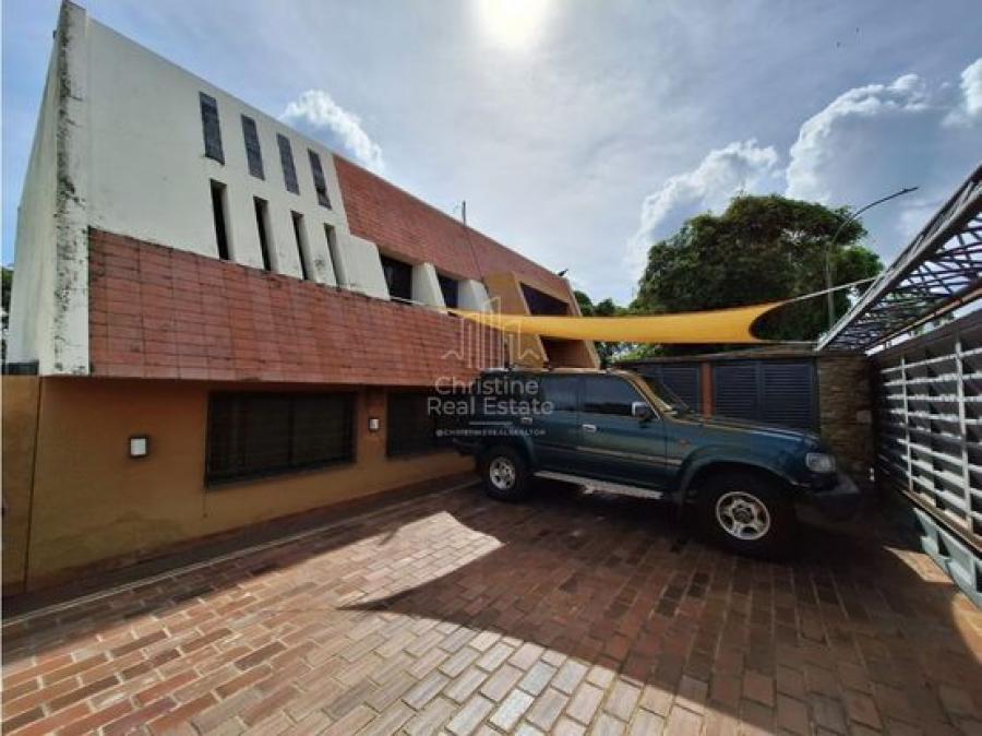 Foto Quinta en Venta en Colinas de tamanaco, MIranda, Distrito Federal - U$D 295.000 - QUV215354 - BienesOnLine