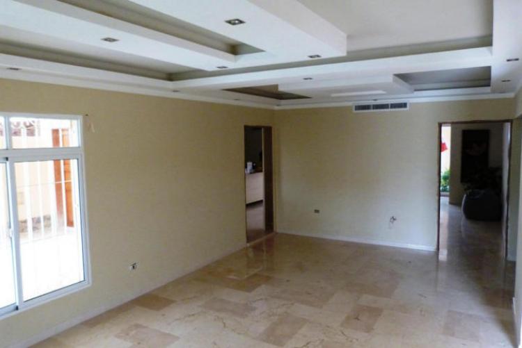 Foto Casa en Venta en Maracaibo, Zulia - BsF 12.000.000 - CAV52236 - BienesOnLine