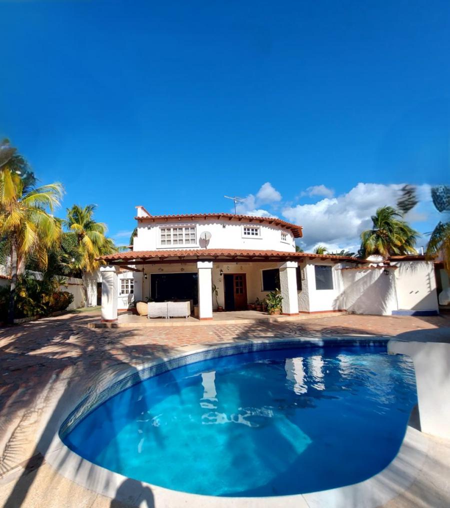 Foto Casa en Venta en 6016, Lechería, Anzoátegui - U$D 650.000 - CAV254025 - BienesOnLine
