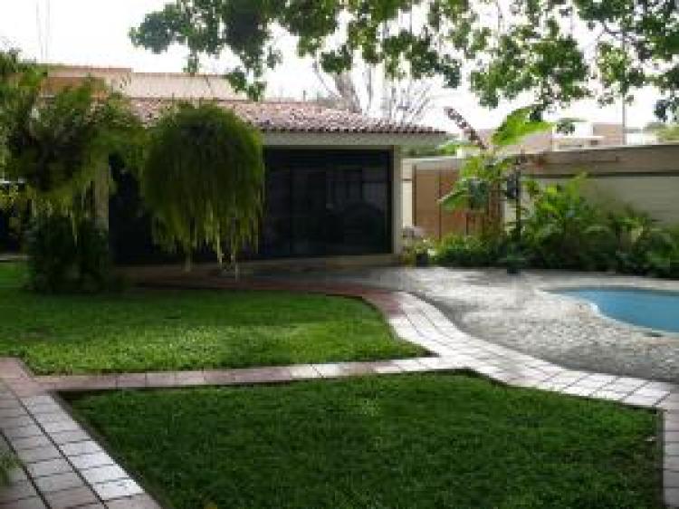 Foto Casa en Venta en Maracaibo, Zulia - BsF 7.500.000 - CAV39098 - BienesOnLine