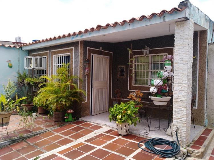 Foto Casa en Venta en Santa Rosa de Lima, Charallave, Miranda - BsF 12.500 - CAV109969 - BienesOnLine
