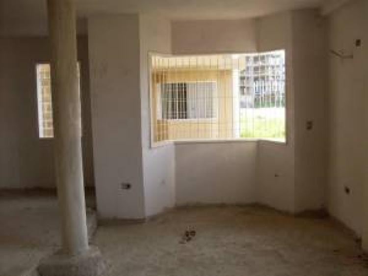Foto Apartamento en Venta en Maracay, Aragua - BsF 1.700.000 - APV44870 - BienesOnLine