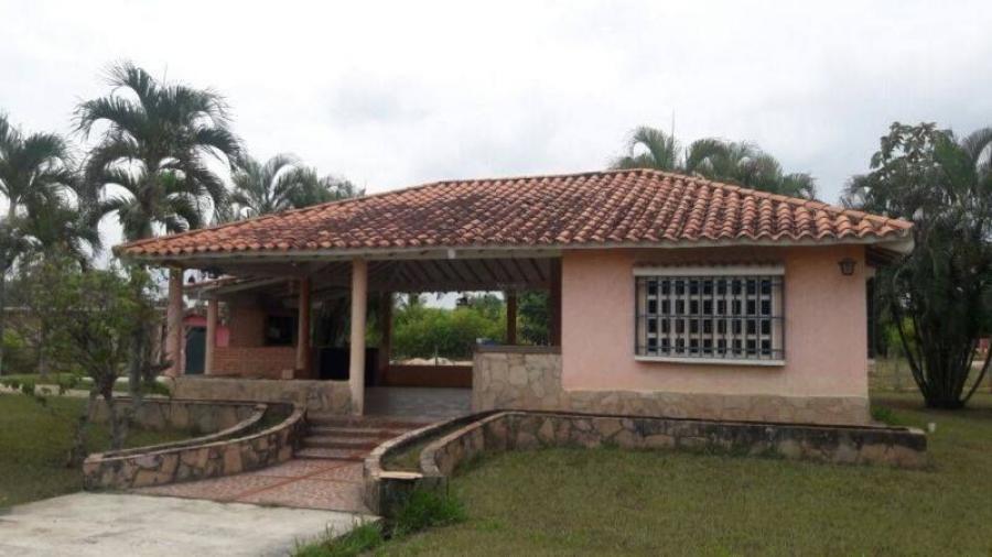 Foto Terreno en Venta en Safari Country Club, Carabobo - BsF 48.000 - TEV123653 - BienesOnLine