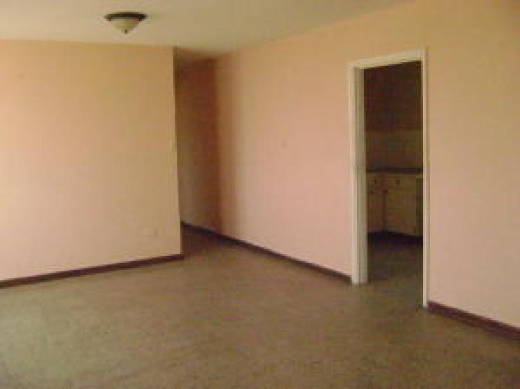 Foto Apartamento en Alquiler en Maracaibo, Zulia - BsF 2.500 - APA25789 - BienesOnLine
